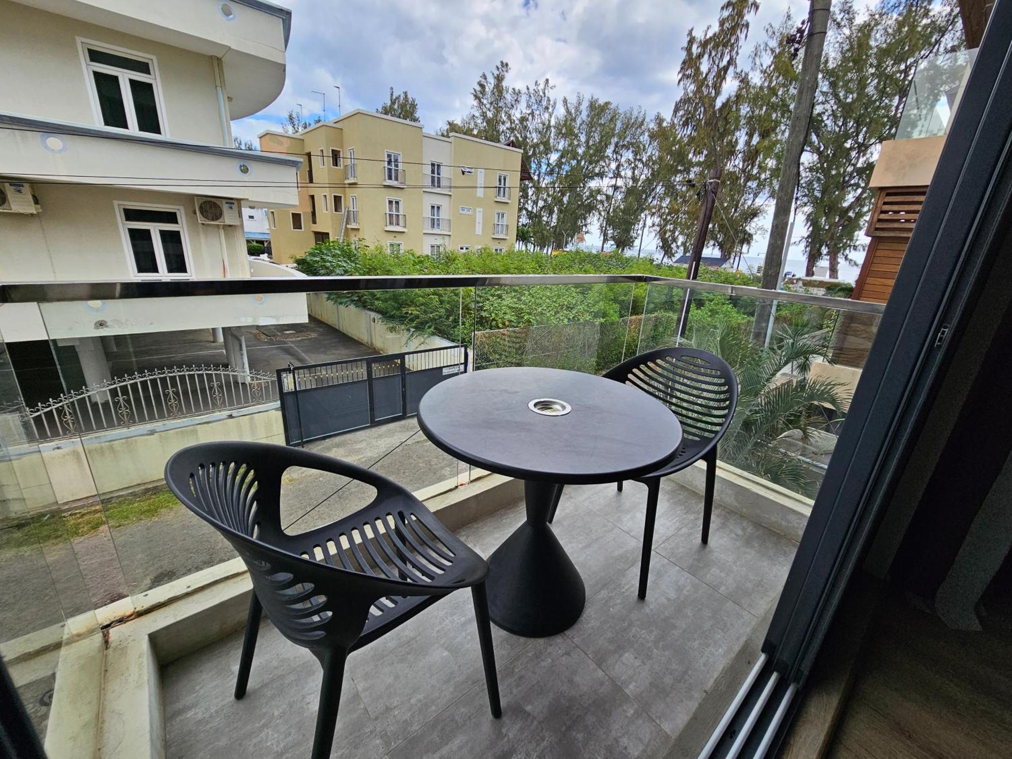 Beachfront Coziness Flic en Flac Exterior photo